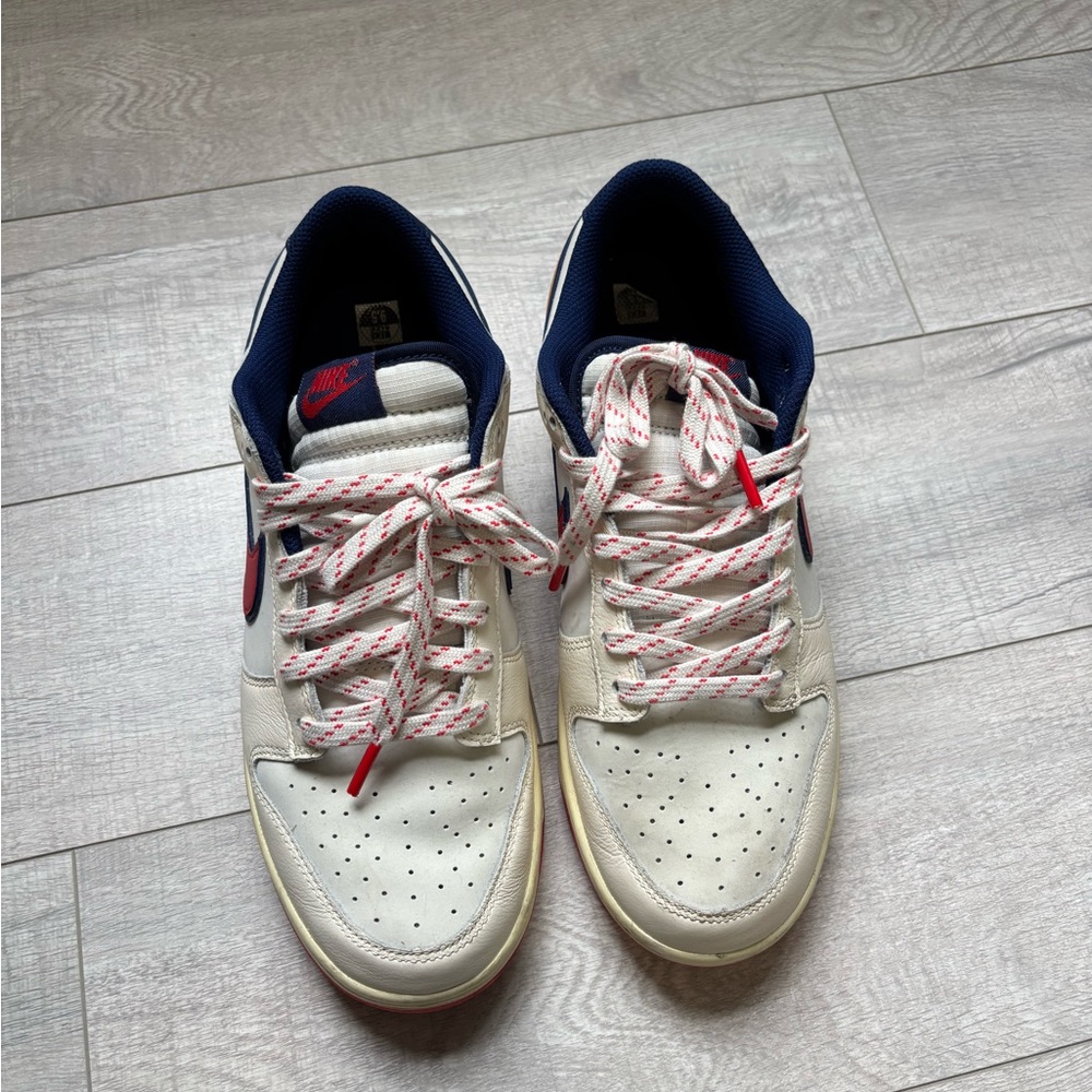 Nike White and Navy Men's Sneakers